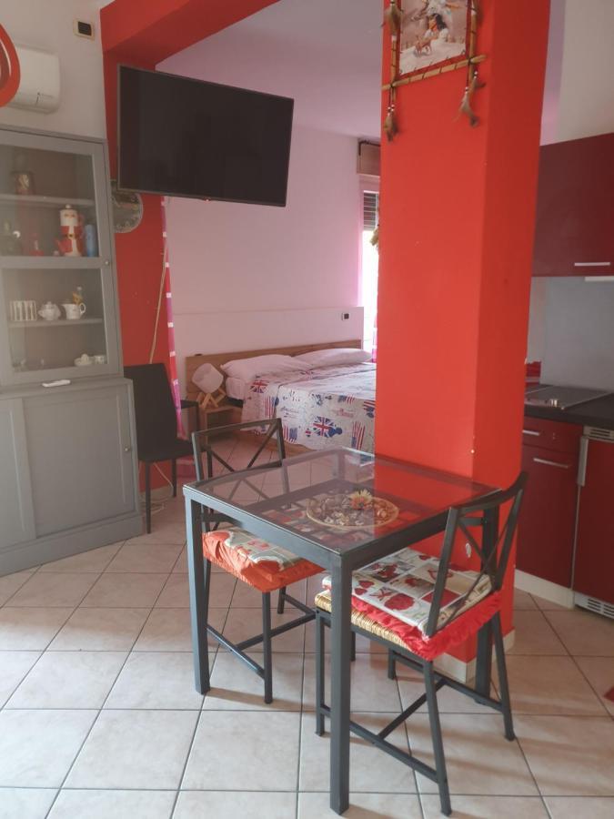 Romeo1 Lejlighed Gallarate Eksteriør billede