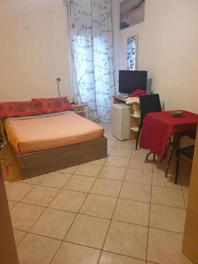 Romeo1 Lejlighed Gallarate Eksteriør billede